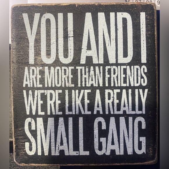 GIVEAWAY RUNNING ~ GET IN, 2 WIN! - Picture 2 of 3